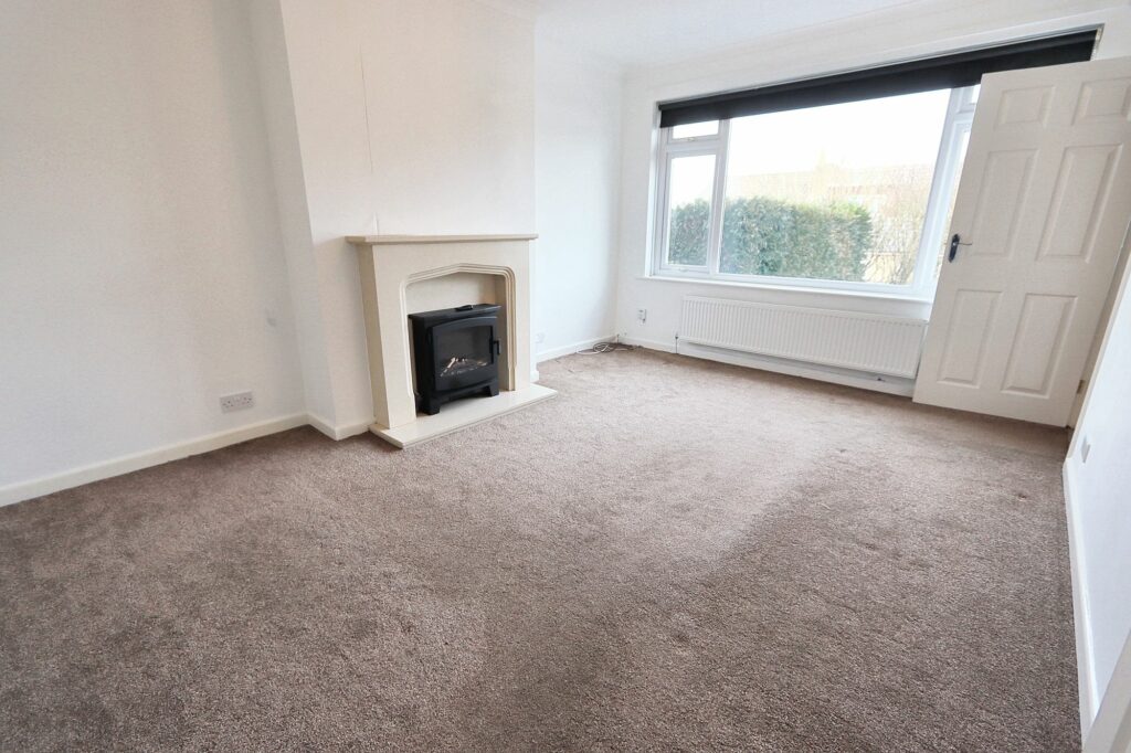 Hawthorn Avenue, Brookhouse, LA2