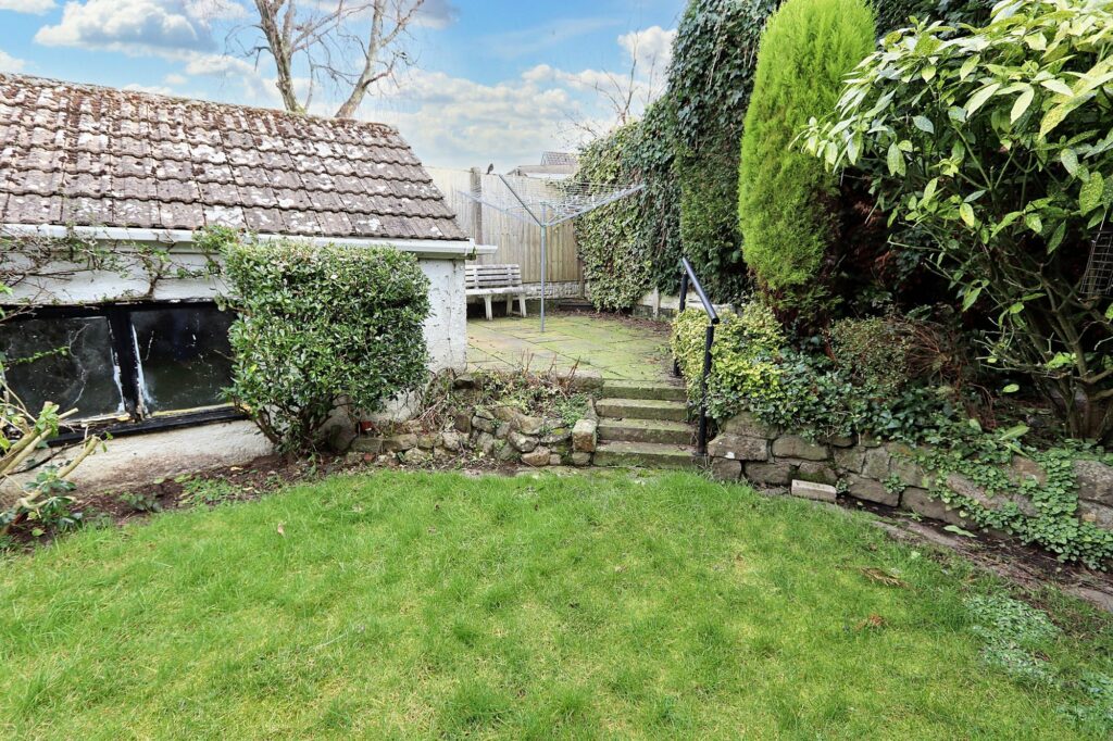 Hawthorn Avenue, Brookhouse, LA2