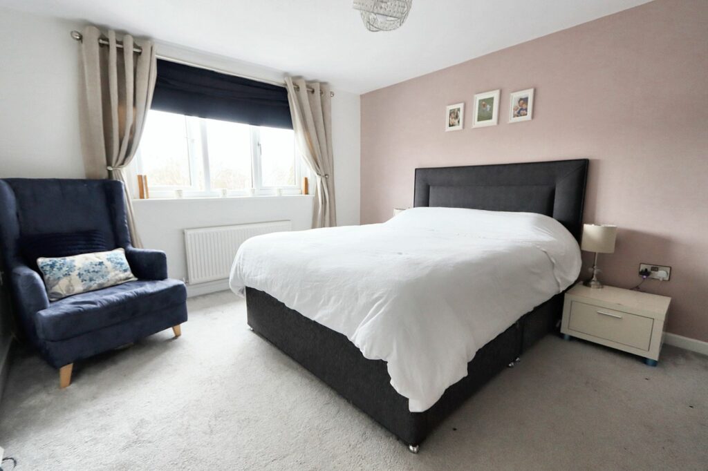 Oak Avenue, Morecambe, LA4