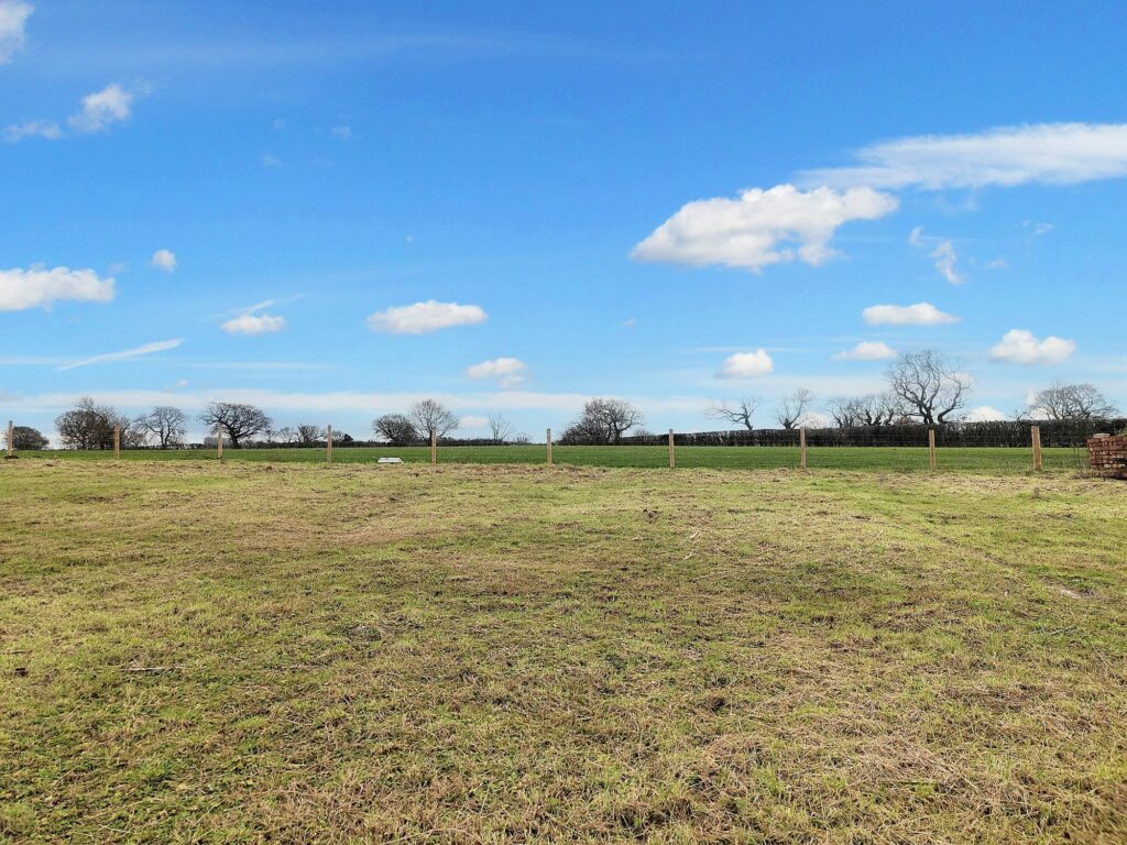Building Plot at Kingsway Gardens, Woodplumpton PR4 0AY