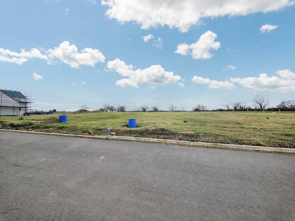 Building Plot at Kingsway Gardens, Woodplumpton PR4 0AY