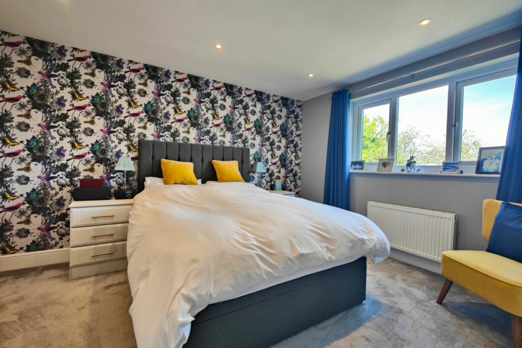Bay Horse Drive, Lancaster, LA1
